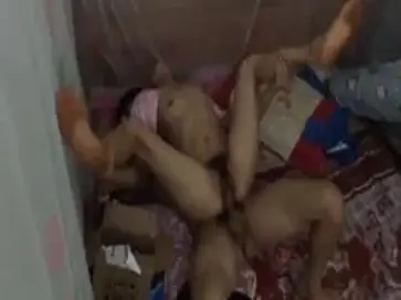 Kemesraan Malam Pertama Gadis Desa Cantik